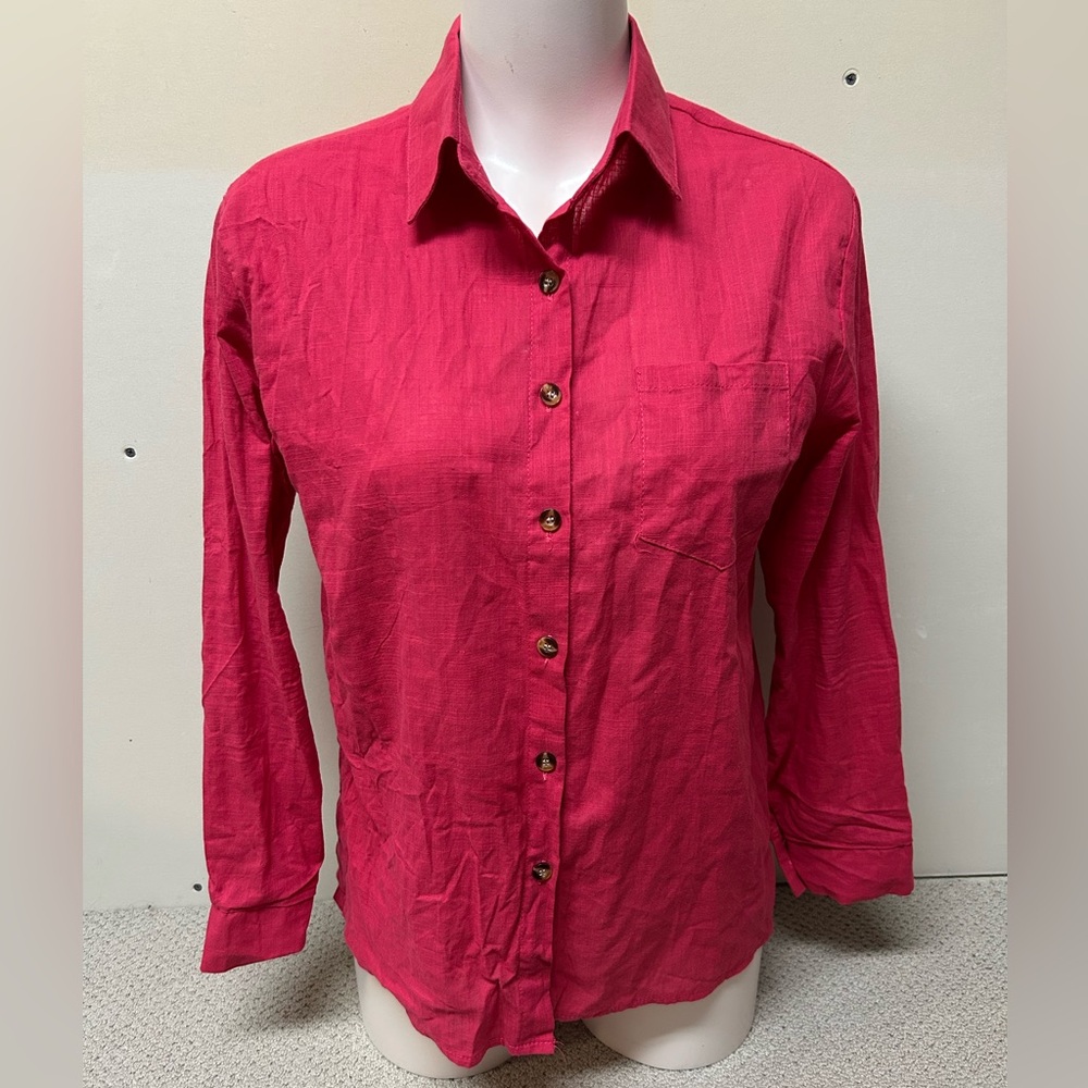 2/$20❤️- SHIRT | Women’s button up shirt size medium